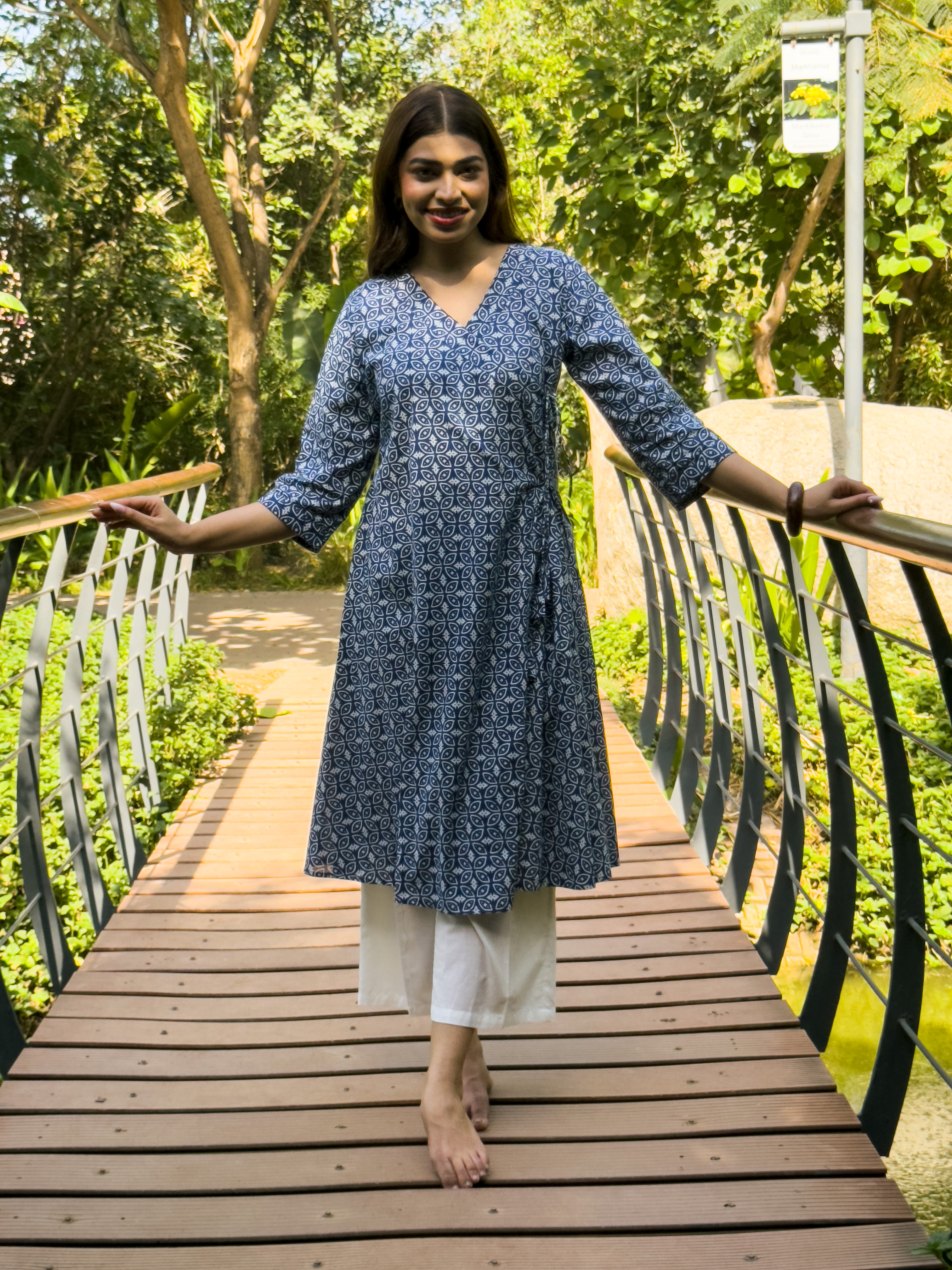 Reva Set - Indigo Lattice image 3